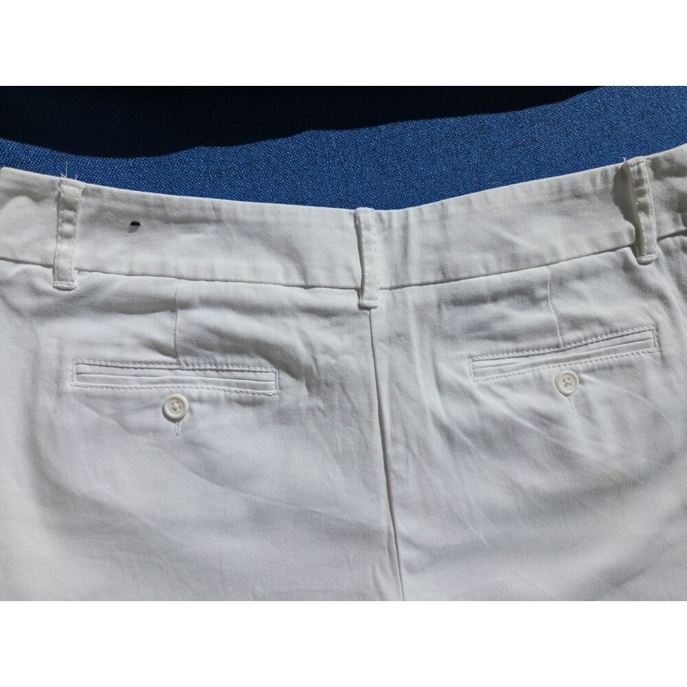 Larry Levine Petite White Cotton Shorts 10P - Picture 3 of 8
